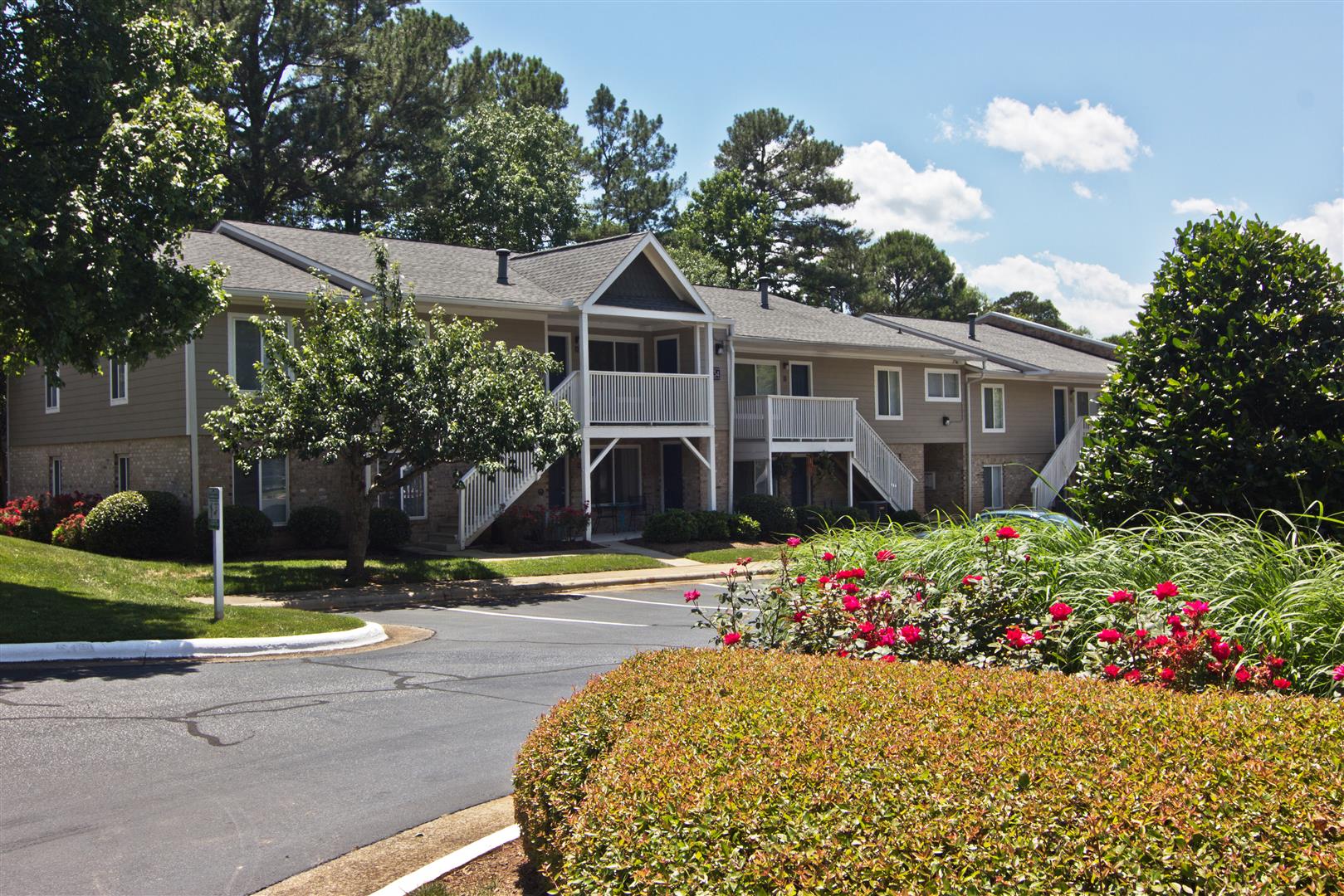 Cary Pines Apartments and Townhomes* Apartments in Cary, NC